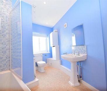 3 bedroom penthouse to rent - Photo 5