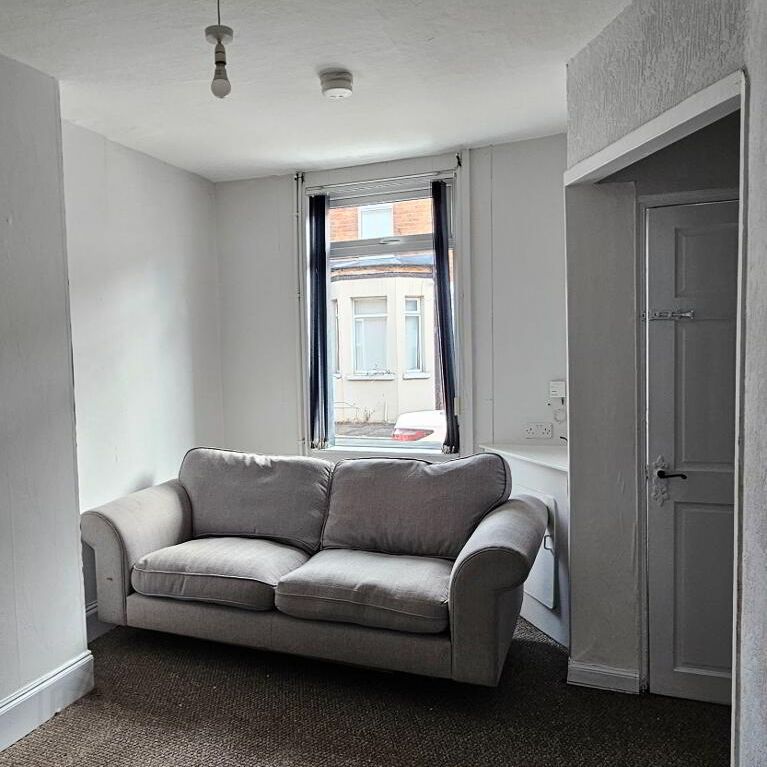 20 Dewey Street, Belfast, BT13 3GT - Photo 1
