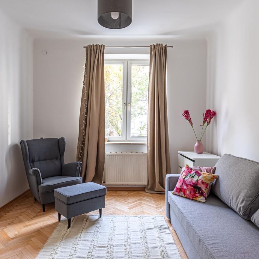 2 pokojowe mieszkanie przy Pl. Zbawiciela - Photo 1