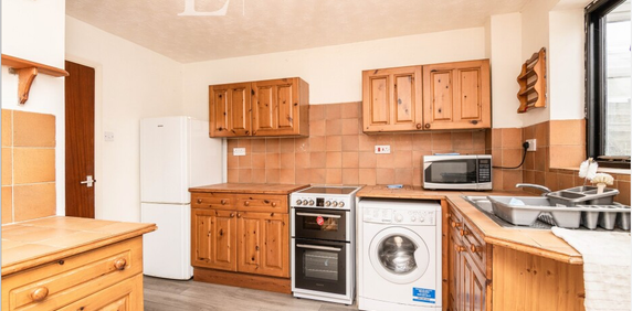 3 bedroom house to rent Hillcrest, Bar Hill, CB23 - Photo 2