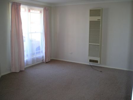 2/50 Lambert Street - Photo 4