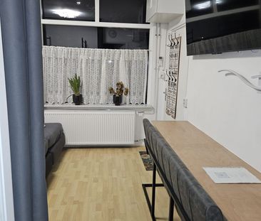 Appartement te huur: Zandvoortselaan 345 2116 EN Bentveld - Photo 1