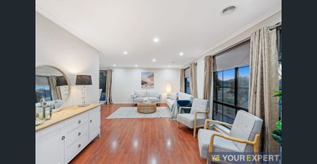 A Spacious Berwick Residence - Photo 2