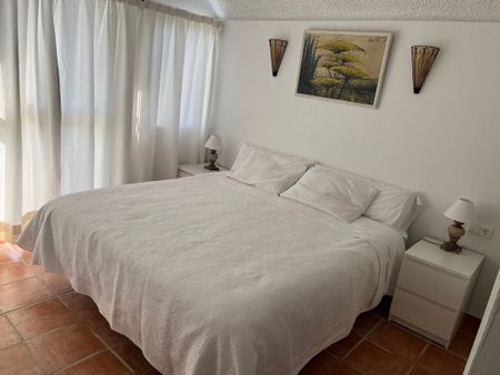 2 Calle Guridi, Estepona, Andalusia 29693 - Photo 2