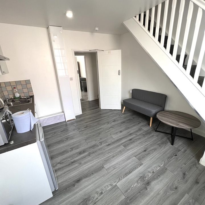 Studio Flat, St Stephens Road, B29 - Photo 1