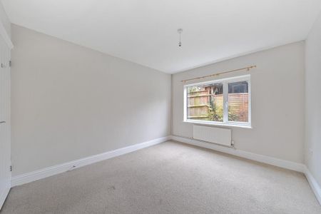 3 bedroom bungalow to rent - Photo 4