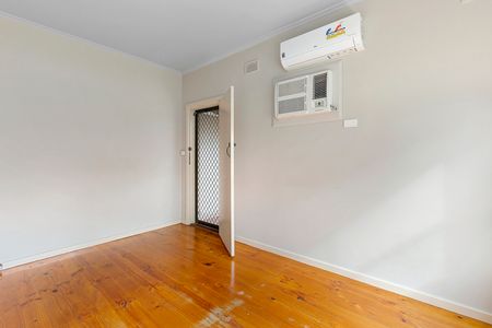 27 Mantissa Rd, Salisbury North SA 5108 - House For Rent | Domain - Photo 2