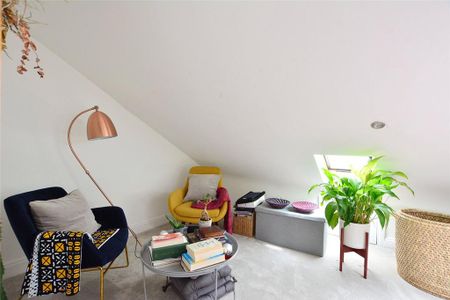 4 bedroom terraced house to rent - Photo 2