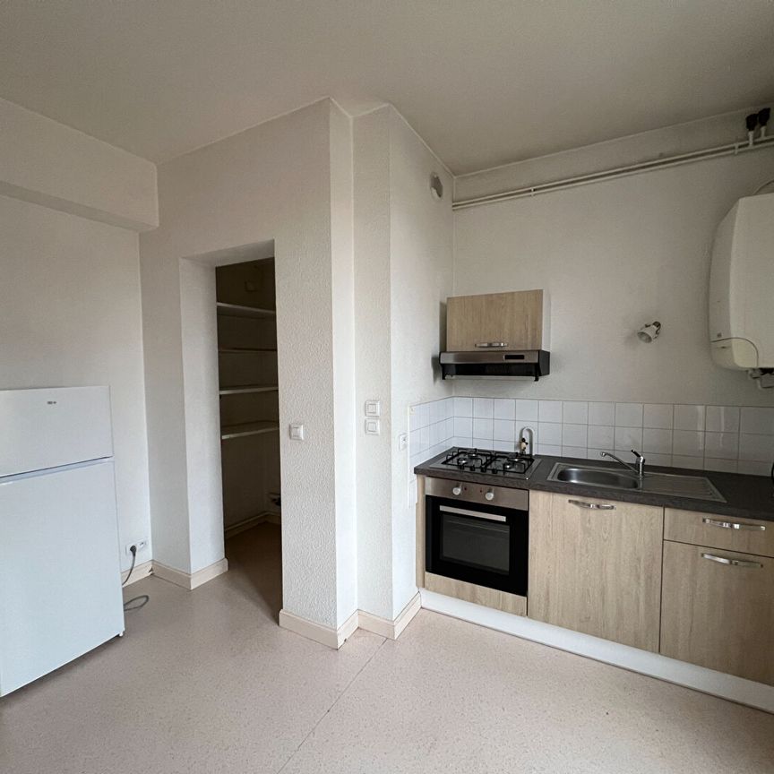 Location Appartement 2 pièces 54m² - Photo 1