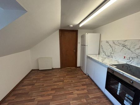 2 bedroom flat to rent - Photo 5