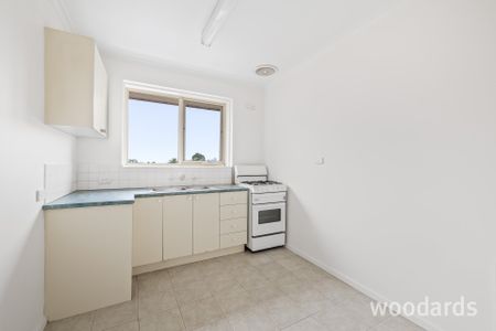 RENOVATED TWO BEDROOM UNIT! - Photo 3