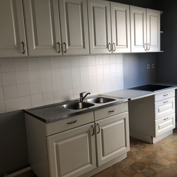 Location Appartement 4 Pièces 94 m² - Photo 1
