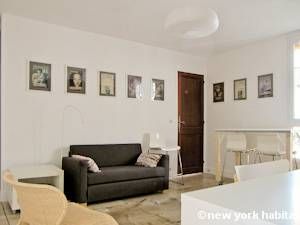 Logement à Paris, Location meublée - Photo 2