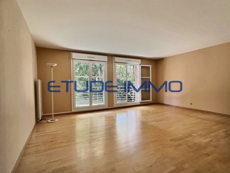 Appartement 4 pièces à Lille - Photo 2