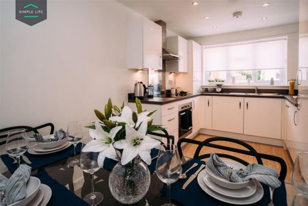 3 bedroom terraced house to rent - Photo 5