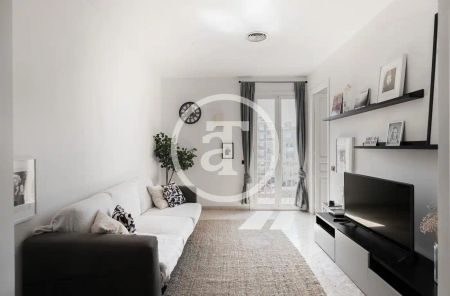 Piso de alquiler en Carrer de la Marina, Sagrada Família - Photo 3