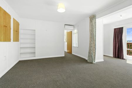 1-bedroom sunny flat in Seatoun - Photo 5