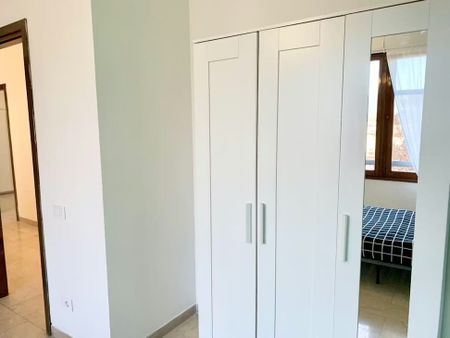 Viale Francesco Redi, Florence, Tuscany 50144 - Photo 4