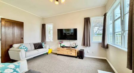 1 Russell Street, Waterloo, Lower Hutt - Photo 4