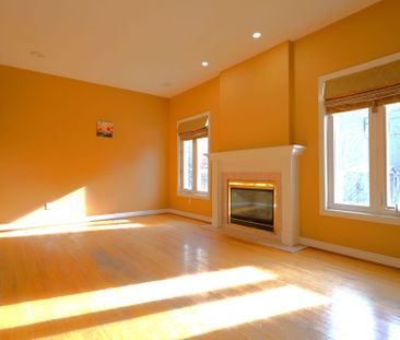 For Lease - 3 Village Green Drive, Vaughan, Ontario - Photo 2