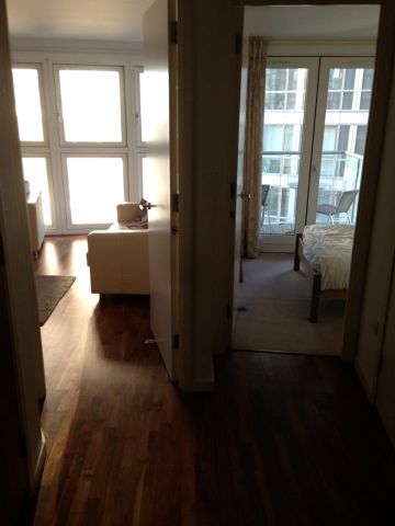 1 Bed Flat, New Providence Wharf, E14 - Photo 5