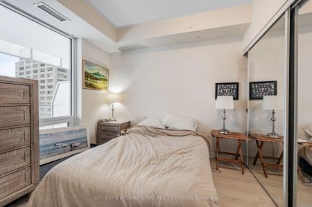 28 Freeland Street #1910 - Photo 2