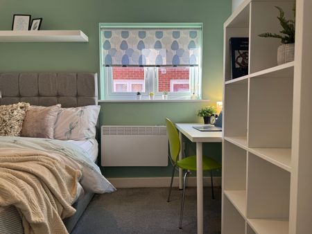 Fletcher Road, NG9 2WN, NOTTINGHAM - Photo 5