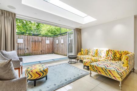 5 bedroom terraced house to rent - Photo 4