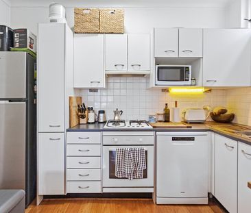 1/9 Manning Road, Double Bay NSW 2028 - Apartment For Rent | Domain - Photo 2