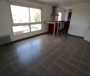 Location Appartement 1 pièce 34m² QUESNOY SUR DEULE 59890 - Photo 1