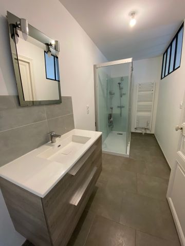 Location Maison 5 pièces 133m² CHATEAUBRIANT 44110 - Photo 3