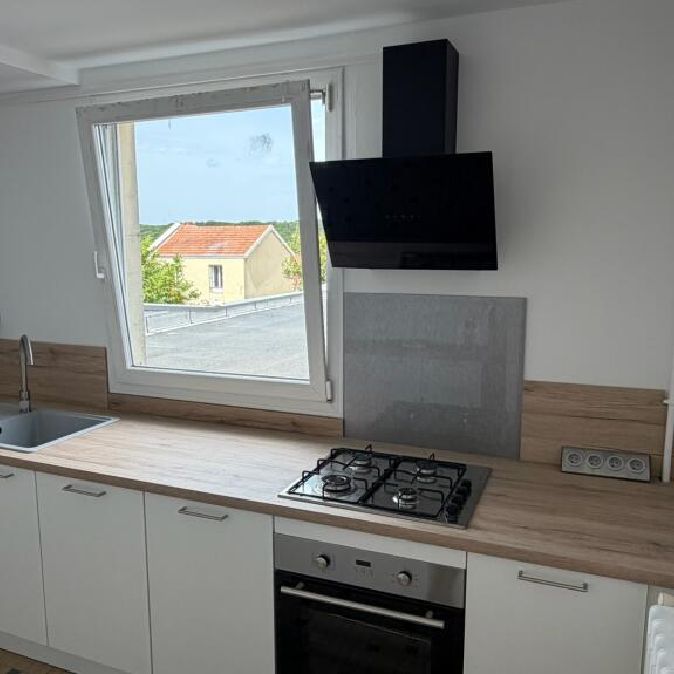 Location Appartement 3 pièces 83m² - Photo 1