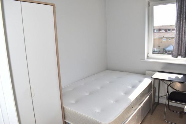 4 bedroom townhouse to rent - Photo 1