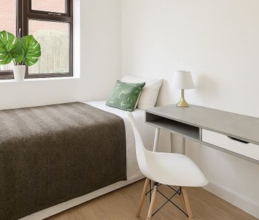 Room in a Shared House, Claire Place, E14 - Photo 2