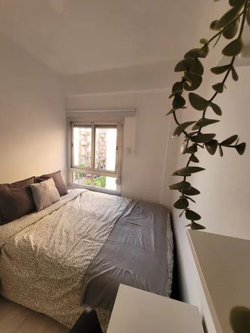 Carrer de Sant Lluís Bertran, Torrent, Valencian Community 46900 - Photo 2