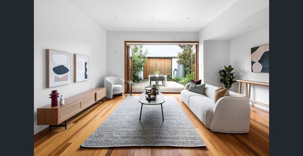 Single Fronted Victorian - Photo 1