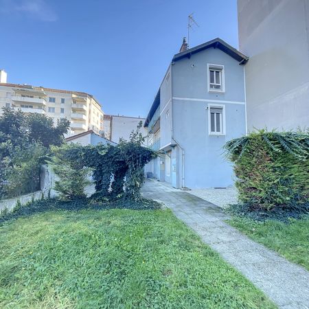 Location Appartement 2 pièces 31m² VILLEURBANNE 69100 - Photo 3