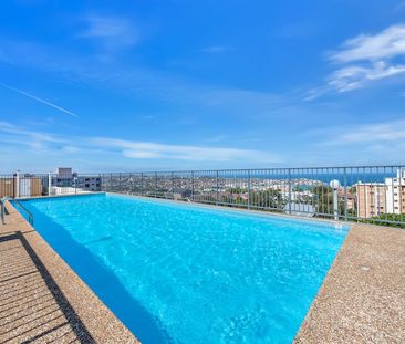 Studio Aparmtent in the Heart of Bondi! - Photo 3