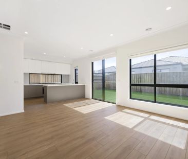 Brand New Family Home in Prime Manor Lakes Location! - Photo 4