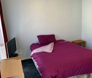 Room in a Shared House, London, SE16 - Photo 5