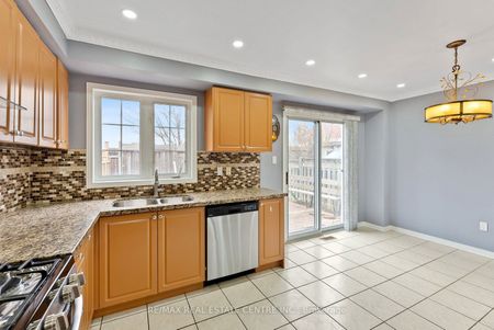 For Lease - 5382 Longhouse Crescent Unit# Upper, Mississauga, Ontario - Photo 3