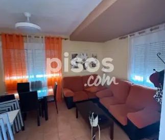 Casa pareada en alquiler en Calle La Palma - Photo 2