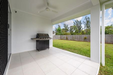 30 Tiwi Bend, - Photo 2