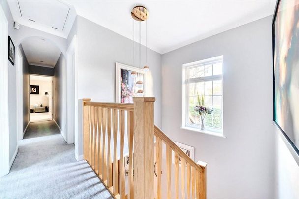 5 bedroom detached house to rent - Photo 1