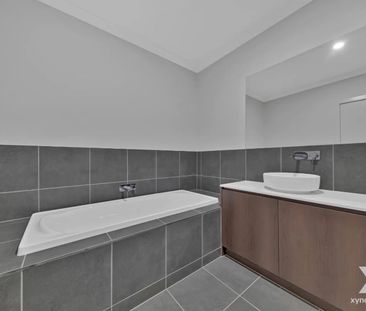 Modern 3-Bedroom Family Home in Prime Willandra Estate Location - Photo 5