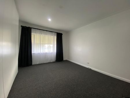 62 Duri Road, TAMWORTH NSW 2340 - Photo 3