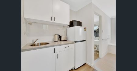 🏡 Private Rooms in rooming house / Last Room for Rent / $380 per week / Furnished / All utilities Included - Photo 5