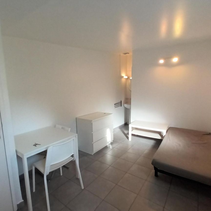 Location Appartement 1 pièce 13m² BORDEAUX 33800 - Photo 1