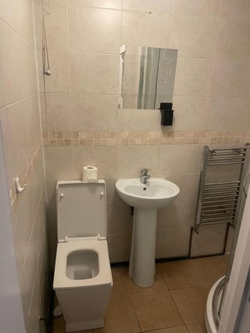 Studio to rent - Photo 5