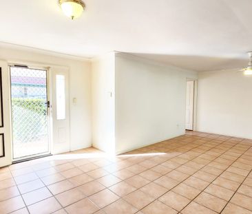 3 Bedroom Townhouse in Convenient Location - Photo 1